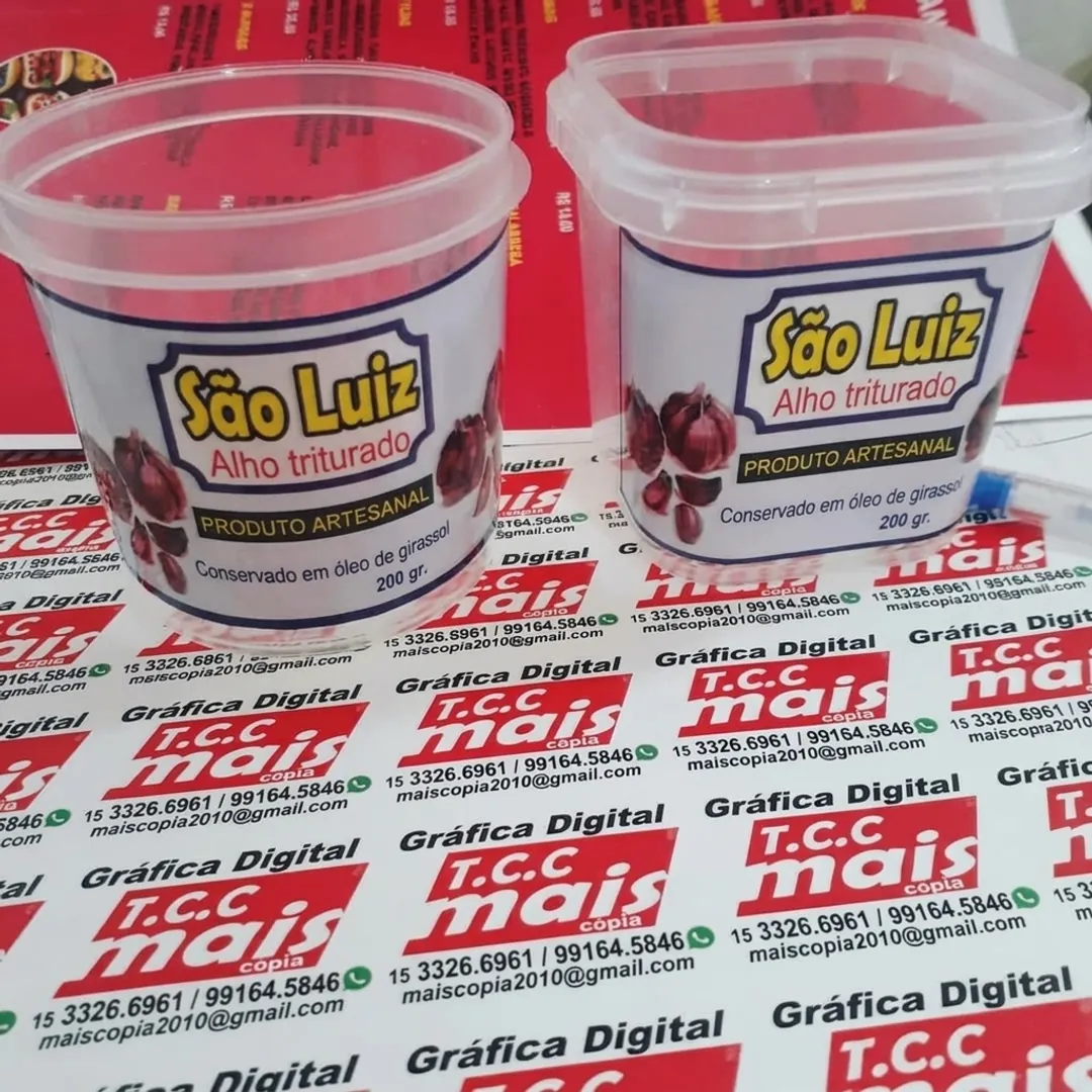 Adesivos e etiquetas produzidos pela TCC Mais Cópia